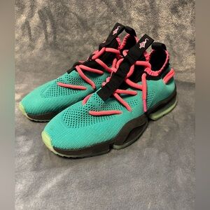 SIA Collective Men’s CV 0.02 - South Beach Sneakers - Size 11